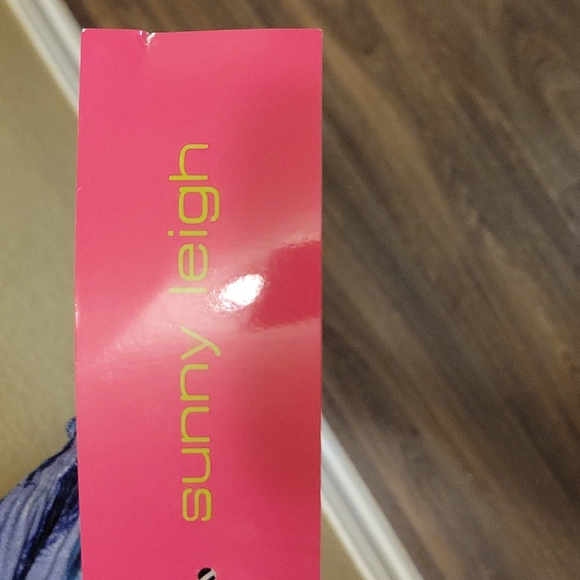 Sunny Leigh Blouse - Picture 3 of 4